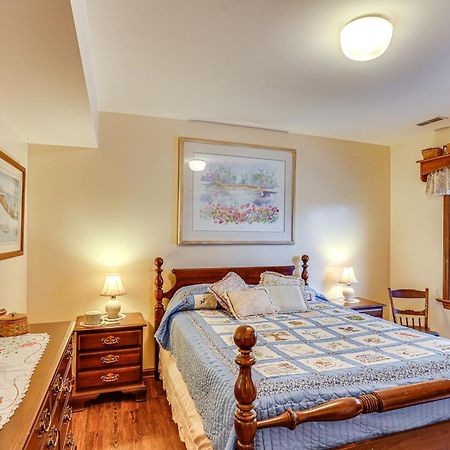 Charming Apartment With Yard And Beautiful Gardens! Manheim Exterior photo