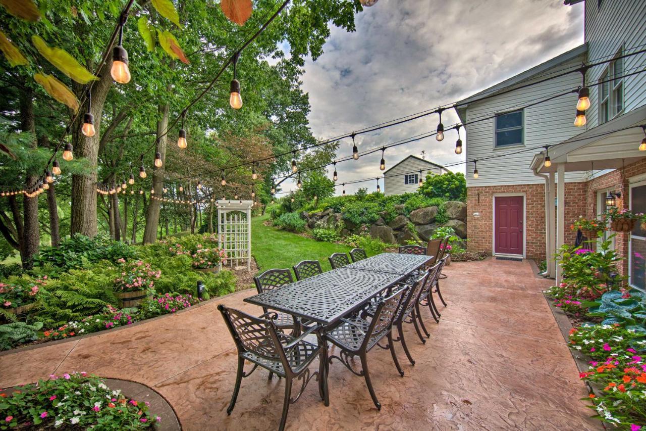 Charming Apartment With Yard And Beautiful Gardens! Manheim Exterior photo